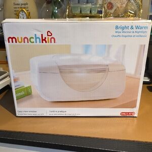 Munchkin Bright & Warm Wipe Warmer in White